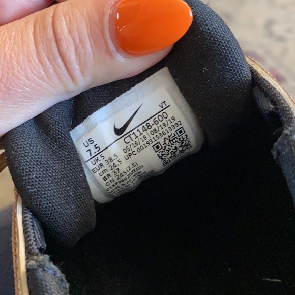 Nike Air Max 97 'Gold Sequin' Sneakers - Picture 11 of 11